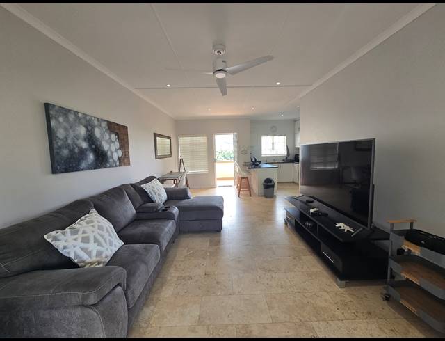 3 BEDROOM APARTMENT TO LET IN BALLITO CENTRAL